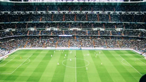 國足亞洲盃揭幕戰評論：瑕不掩瑜，爭議點多多