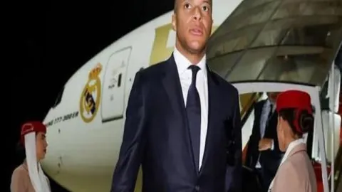 红魔新篇章：卡塞米罗转会传闻升级，阿莫林欲签下加拉格尔